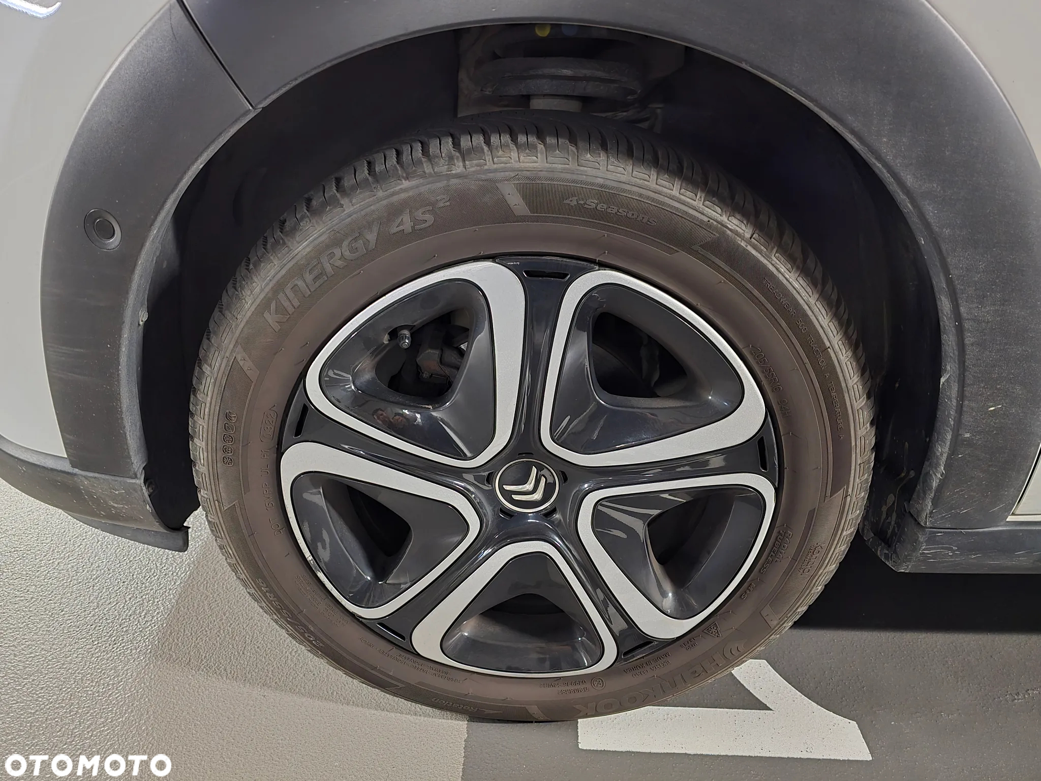 Citroën C3 1.2 PureTech Shine S&S EAT6 - 9