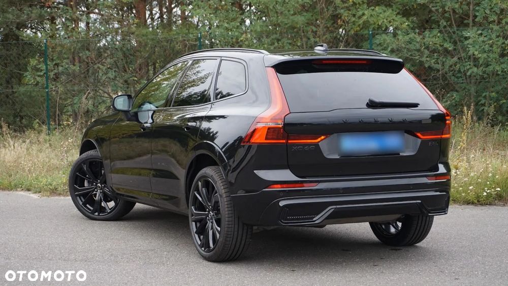 Volvo XC 60 B5 B AWD Plus Black Edition - 6
