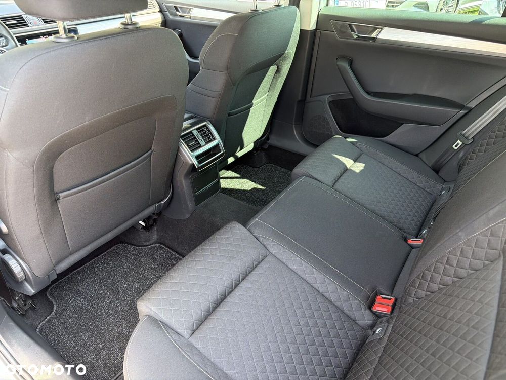 Skoda Superb 2.0 TDI SCR Ambition DSG - 31