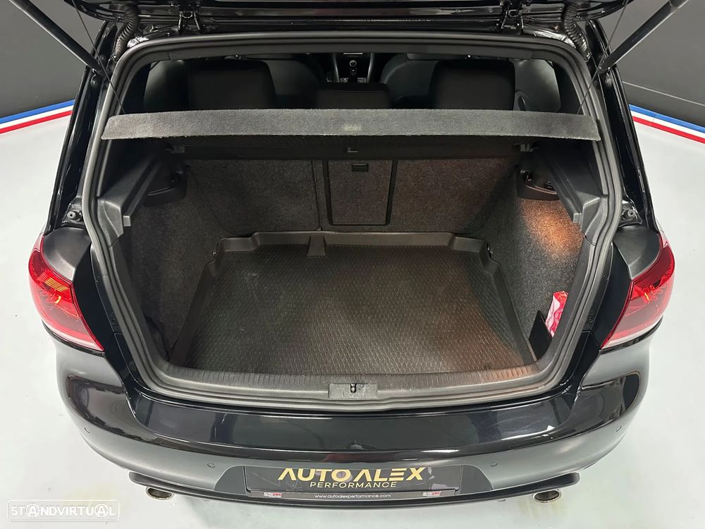 VW Golf 2.0 GTI - 39