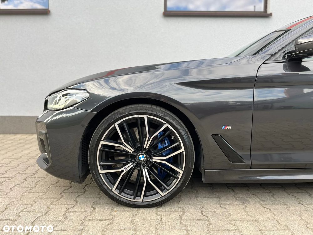 BMW Seria 5 530d xDrive mHEV M Sport sport - 9