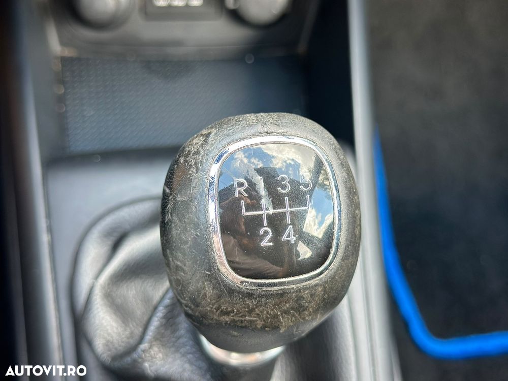 Hyundai i30 1.4 Edition 20 - 20