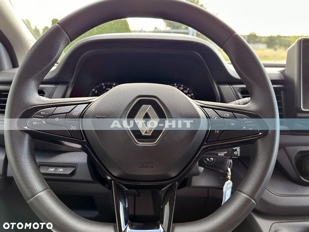 Renault Trafic - 22