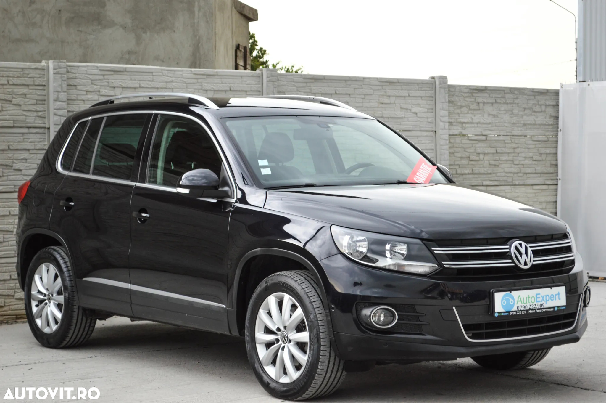 Volkswagen Tiguan 2.0 TDI DPF 4Motion BlueMotion Technology DSG Lounge Sport & Style - 2