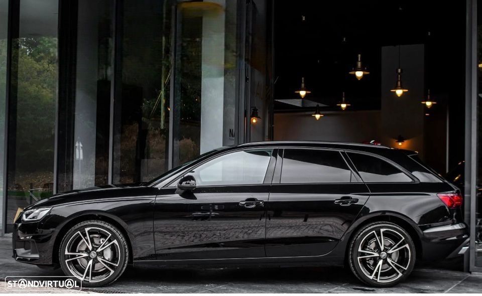 Audi A4 Avant 40 TDI quattro S line S tronic - 3