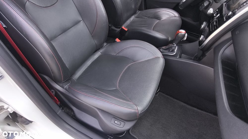 Renault Clio TCe 220 EDC R.S Trophy - 25
