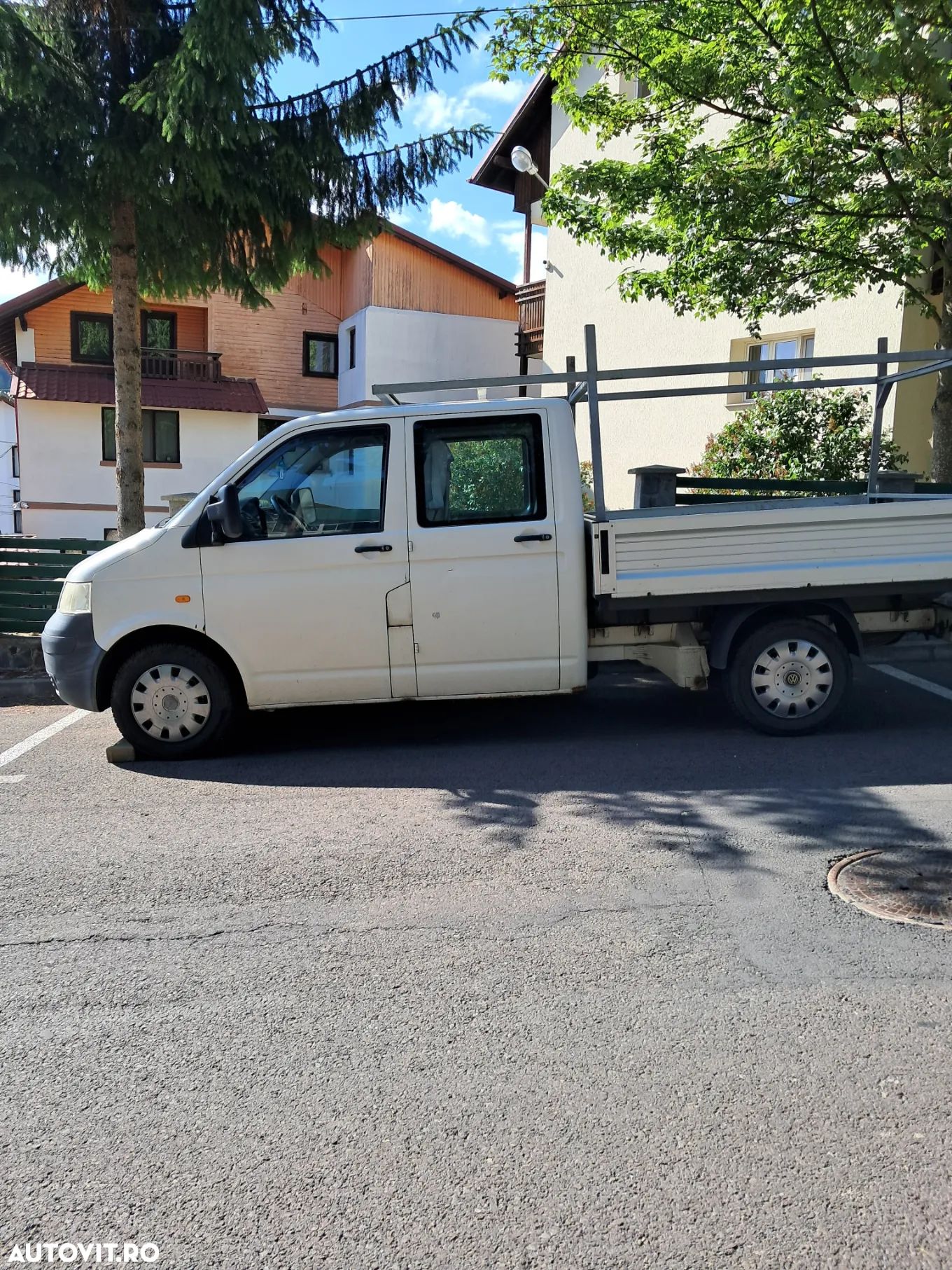 Volkswagen Transporter - 1
