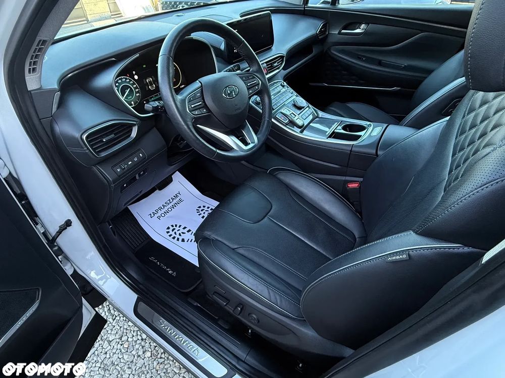 Hyundai Santa Fe 1.6 HEV 2WD SEVEN Signature - 19