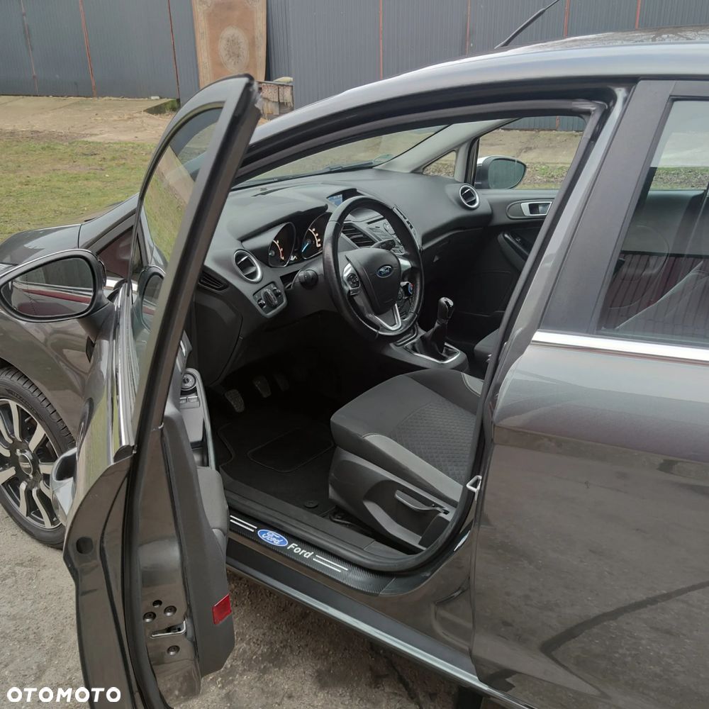 Ford Fiesta - 19