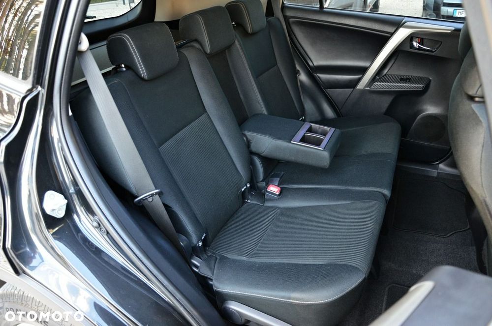 Toyota RAV4 2.0 Premium 4x4 - 36