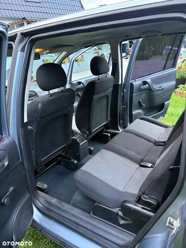 Opel Zafira 1.8 - 4