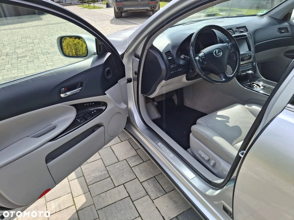 Lexus GS 300 Executive Line - 15