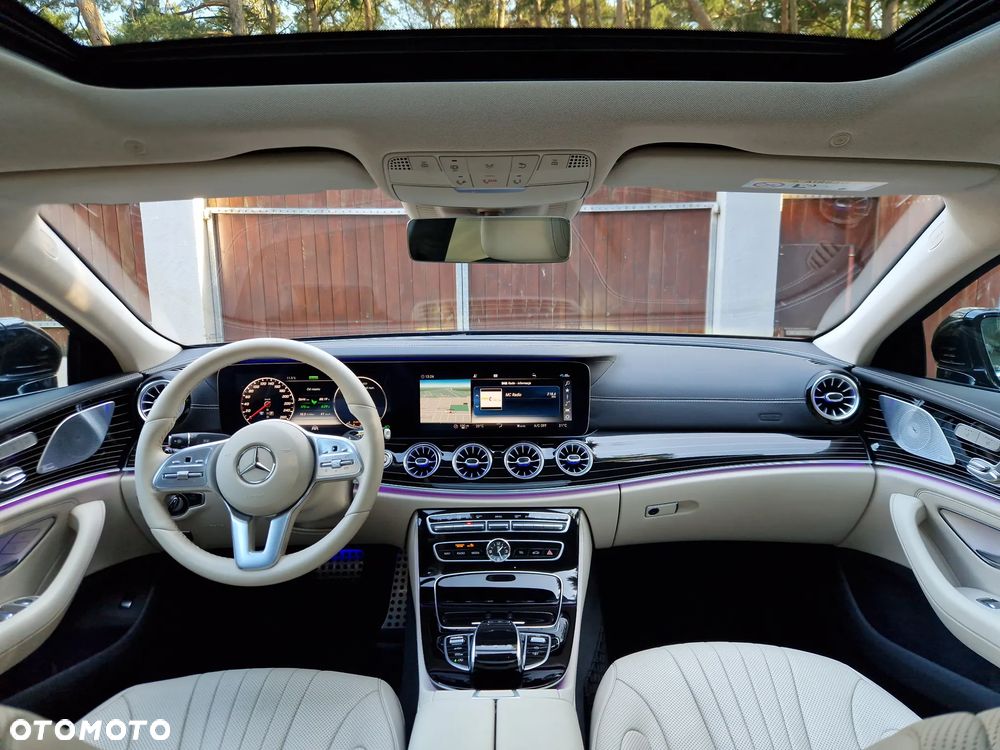 Mercedes-Benz CLS - 12