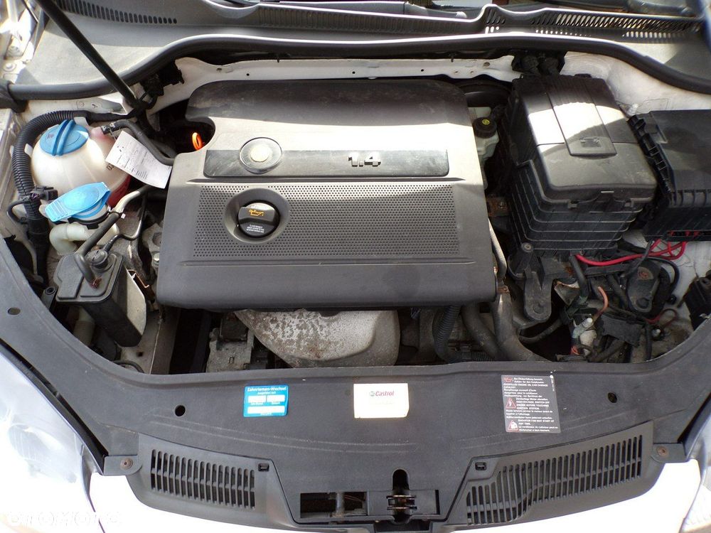 Volkswagen Golf - 26