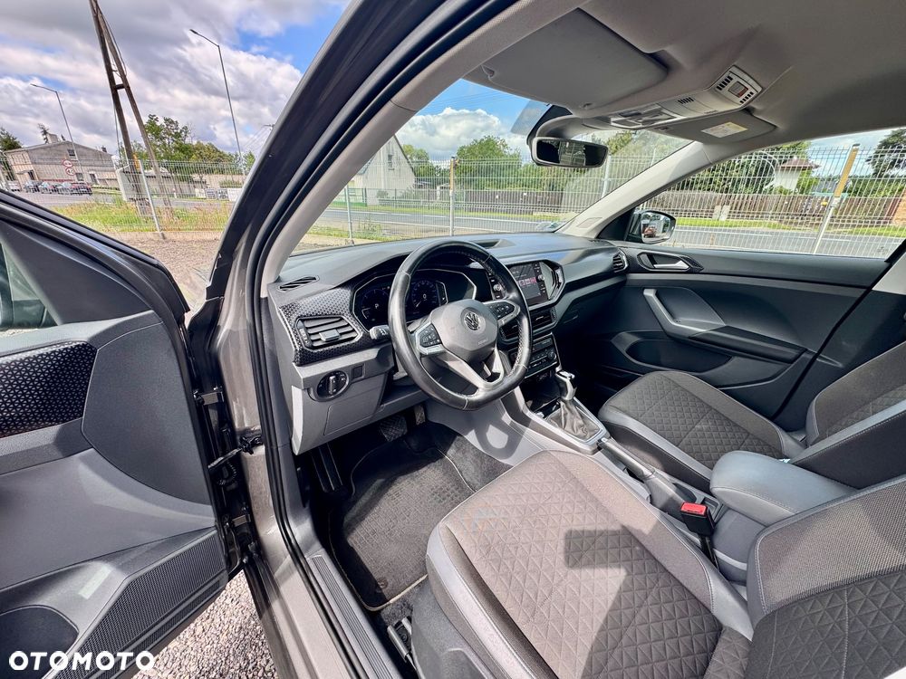 Volkswagen T-Cross - 18