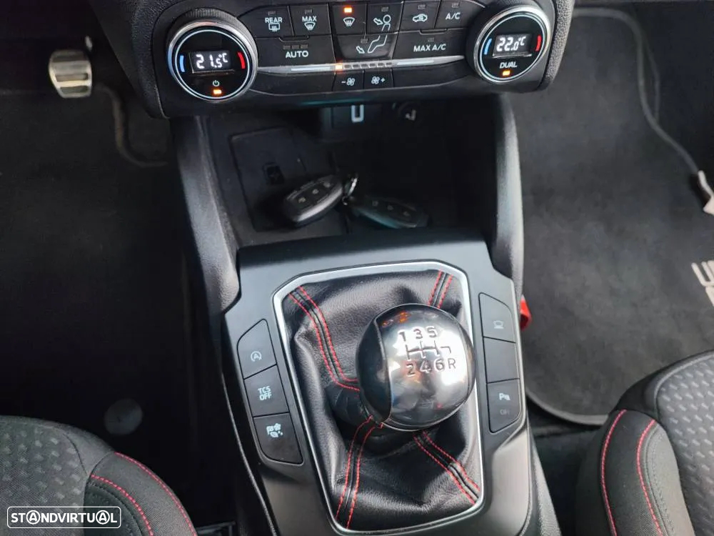 Ford Focus 1.0 EcoBoost ST-Line X - 19