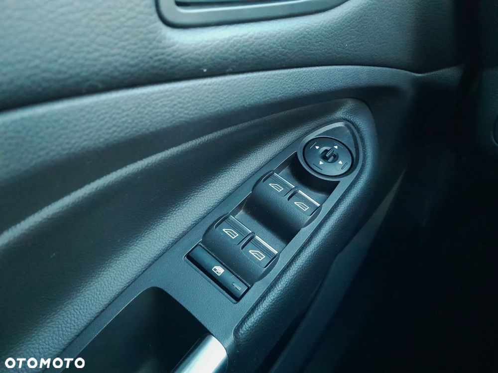 Ford Kuga 1.5 EcoBoost 2x4 Cool & Connect - 18