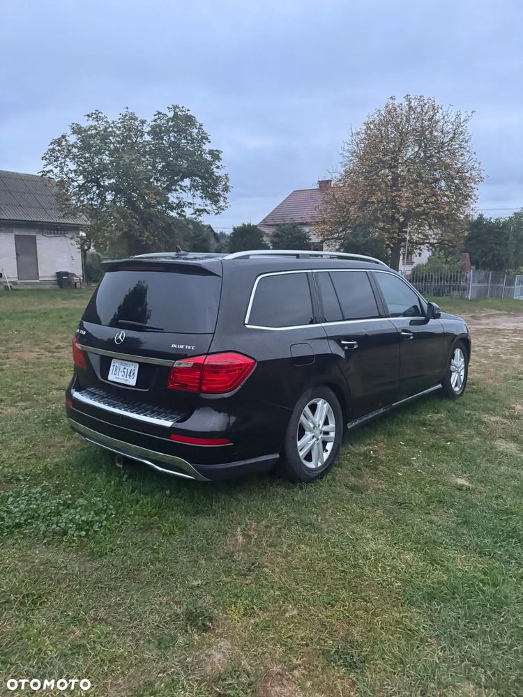 Mercedes-Benz GL 350 BlueTec 4-Matic - 5