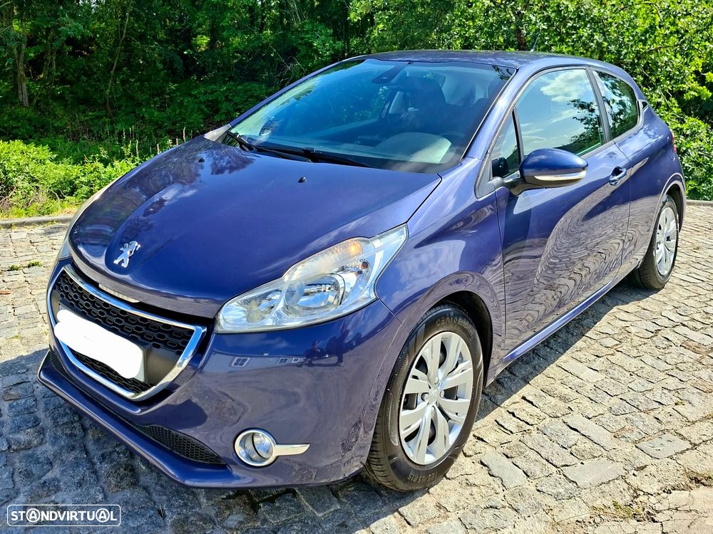 Peugeot 208 1.4 HDi Active - 1