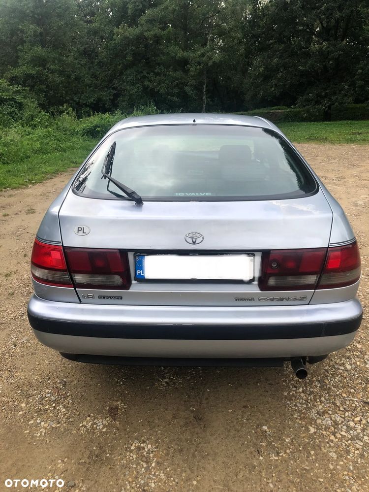 Toyota Carina 1.8 - 5