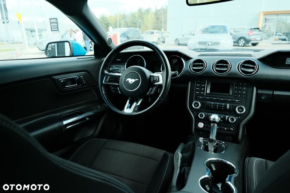 Ford Mustang 3.7 V6 - 19