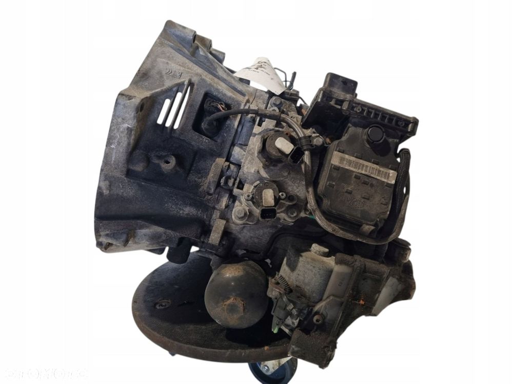 SKRZYNIA BIEGÓW Peugeot Partner II Citroen Berlingo II 1.6 HDI 20DR22 - 6