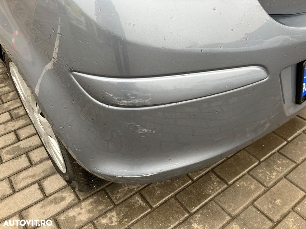 Opel Corsa 1.4i Aut Cosmo - 18