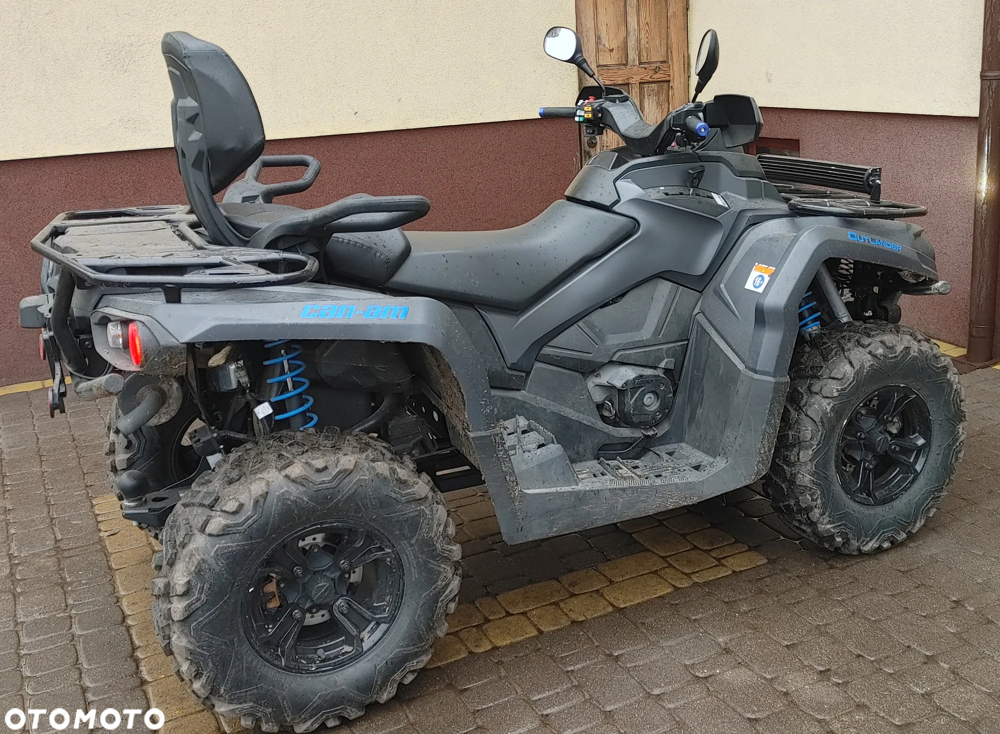 Can-Am Outlander Max