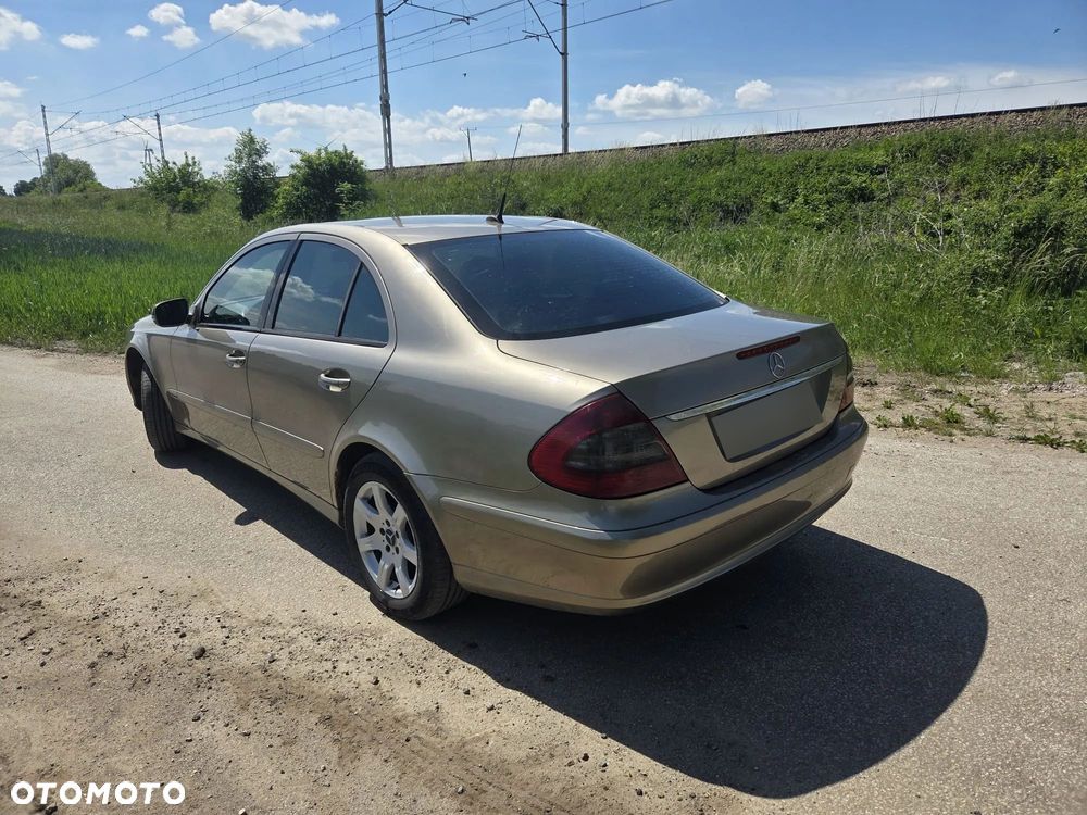 Mercedes-Benz Klasa E - 14