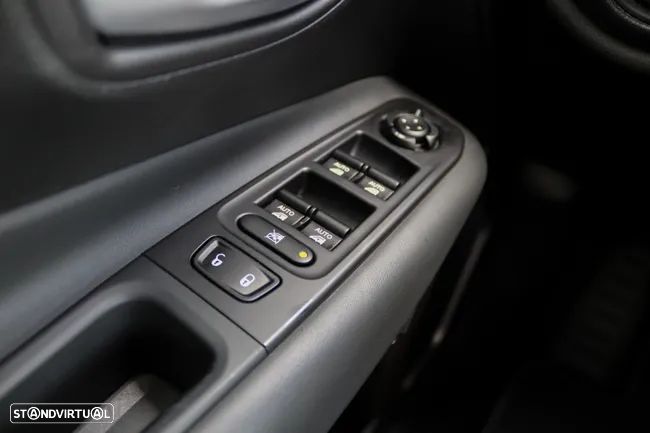 Jeep Renegade 1.0 T Limited - 18