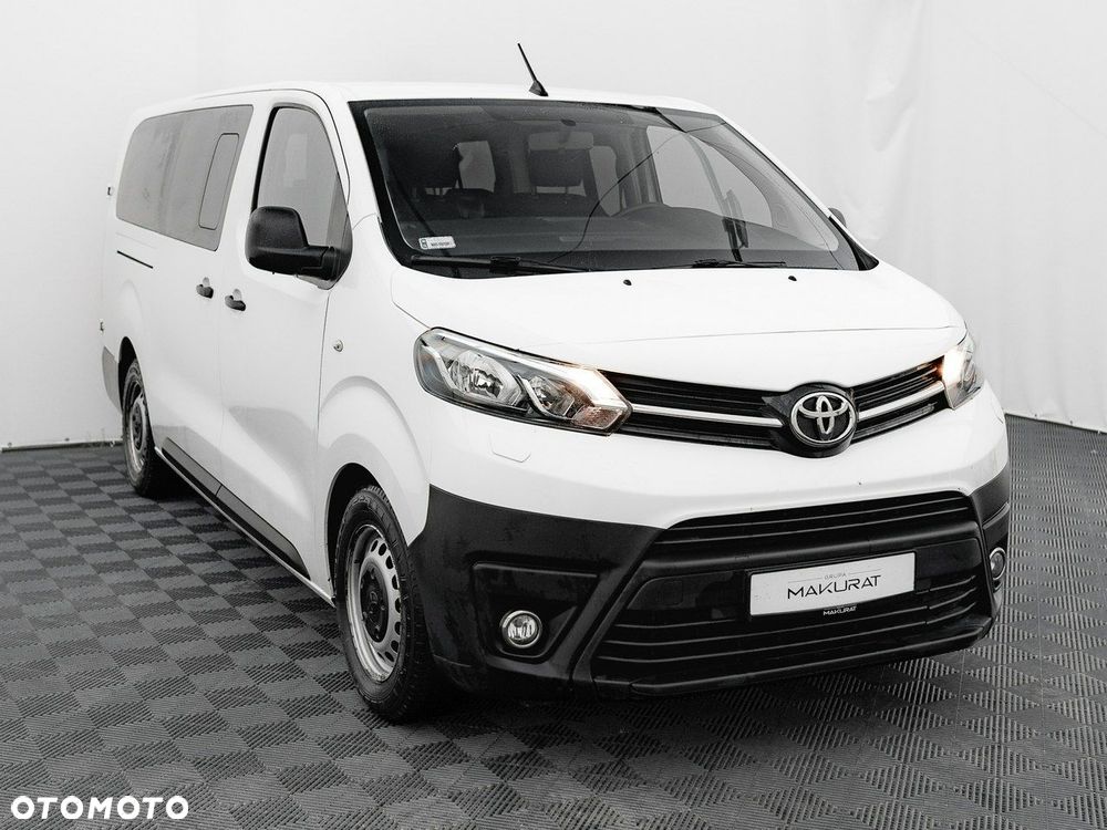 Toyota ProAce Kombi 2.0 D-4D Long 2,8t - 4