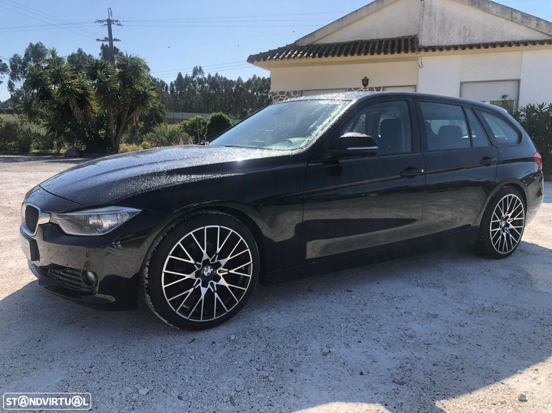 BMW 318 d Touring Auto Exclusive - 2