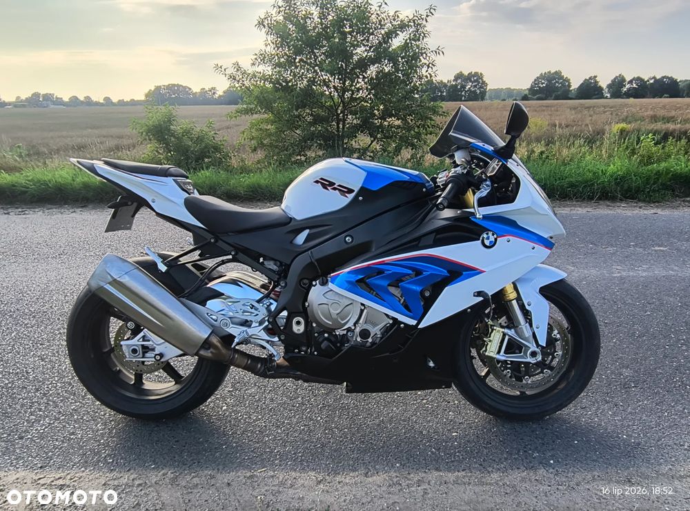 BMW S - 1
