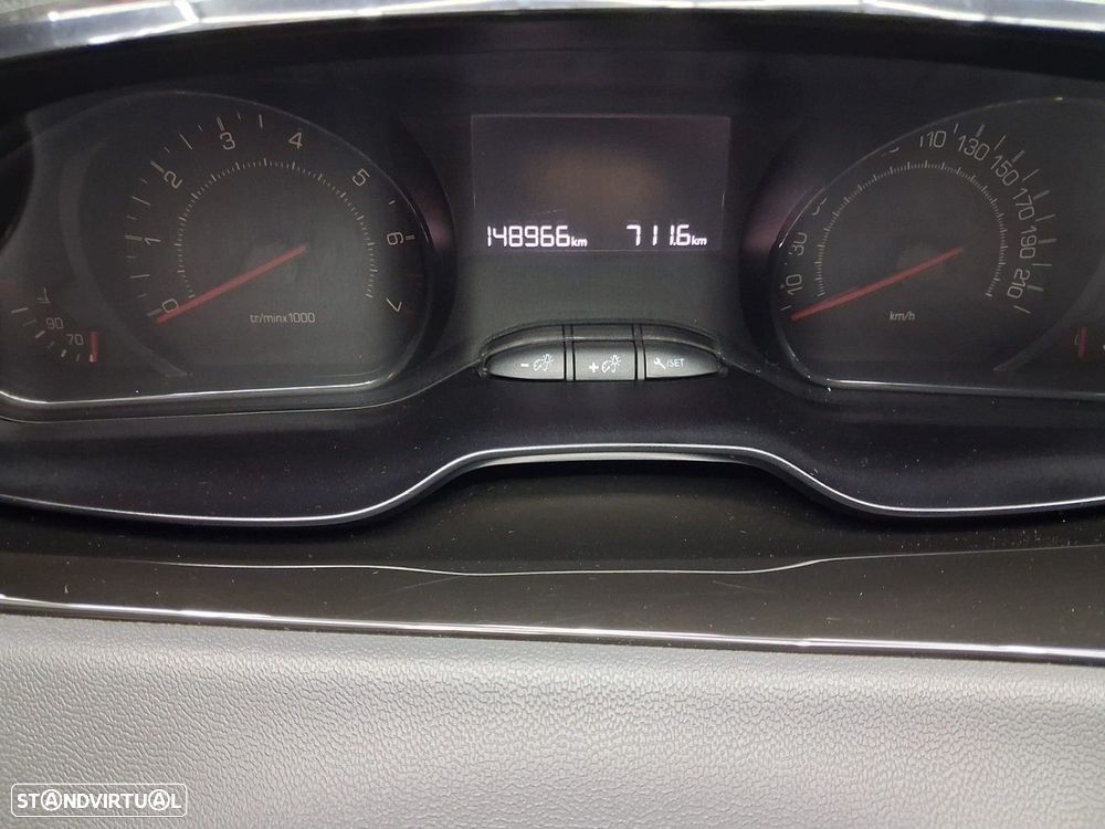 Peugeot 208 1.0 VTi Active - 12