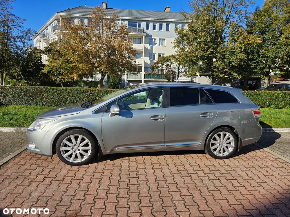 Toyota Avensis 2.0 Prestige MS - 1
