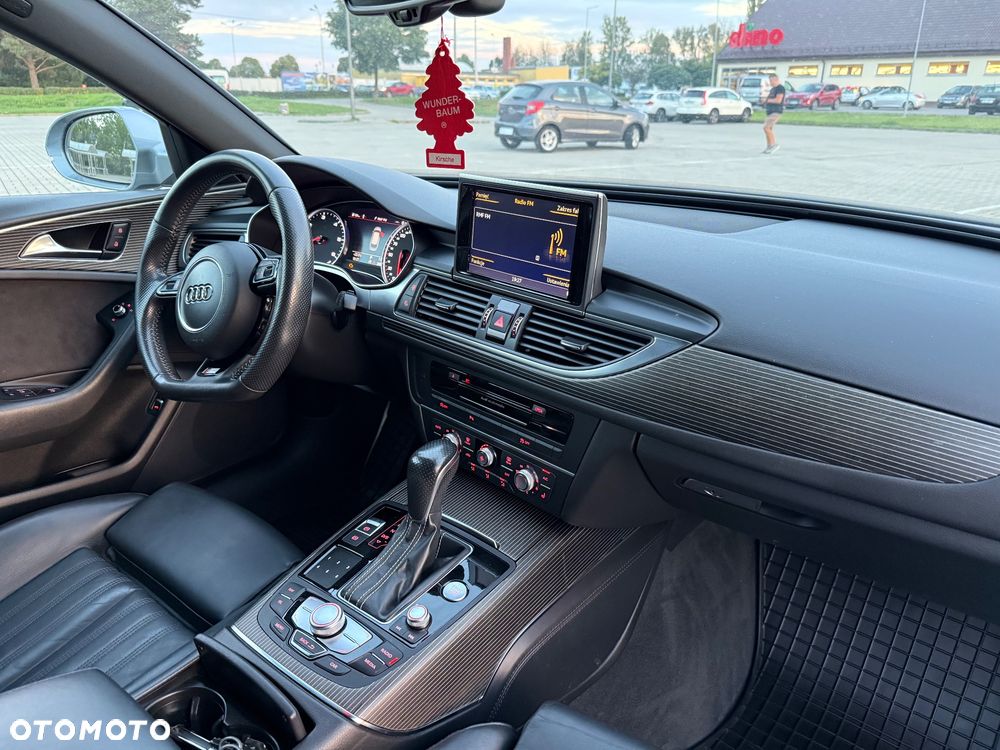 Audi A6 Avant 2.0 TDI Ultra S tronic - 15