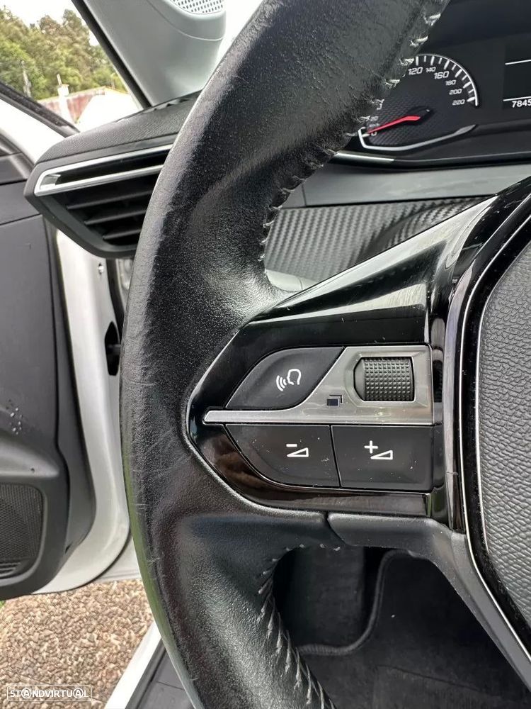 Peugeot 208 1.5 BlueHDi Allure Pack - 35