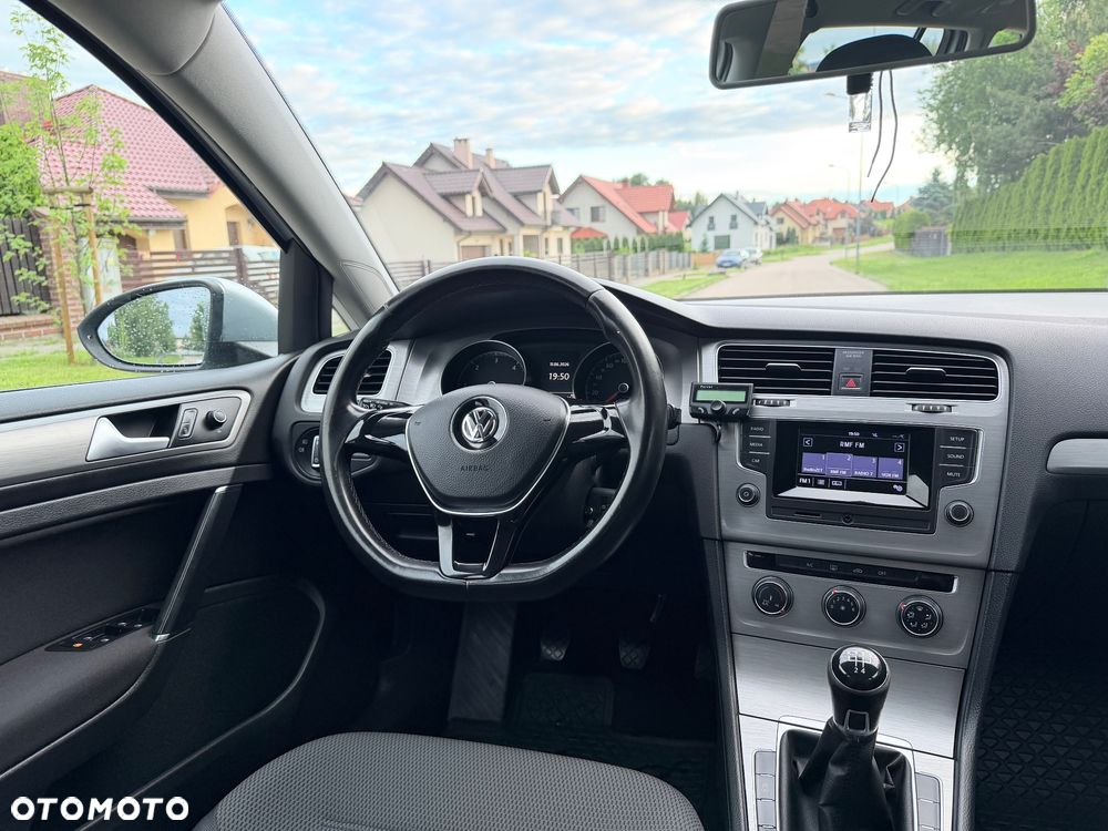 Volkswagen Golf - 19