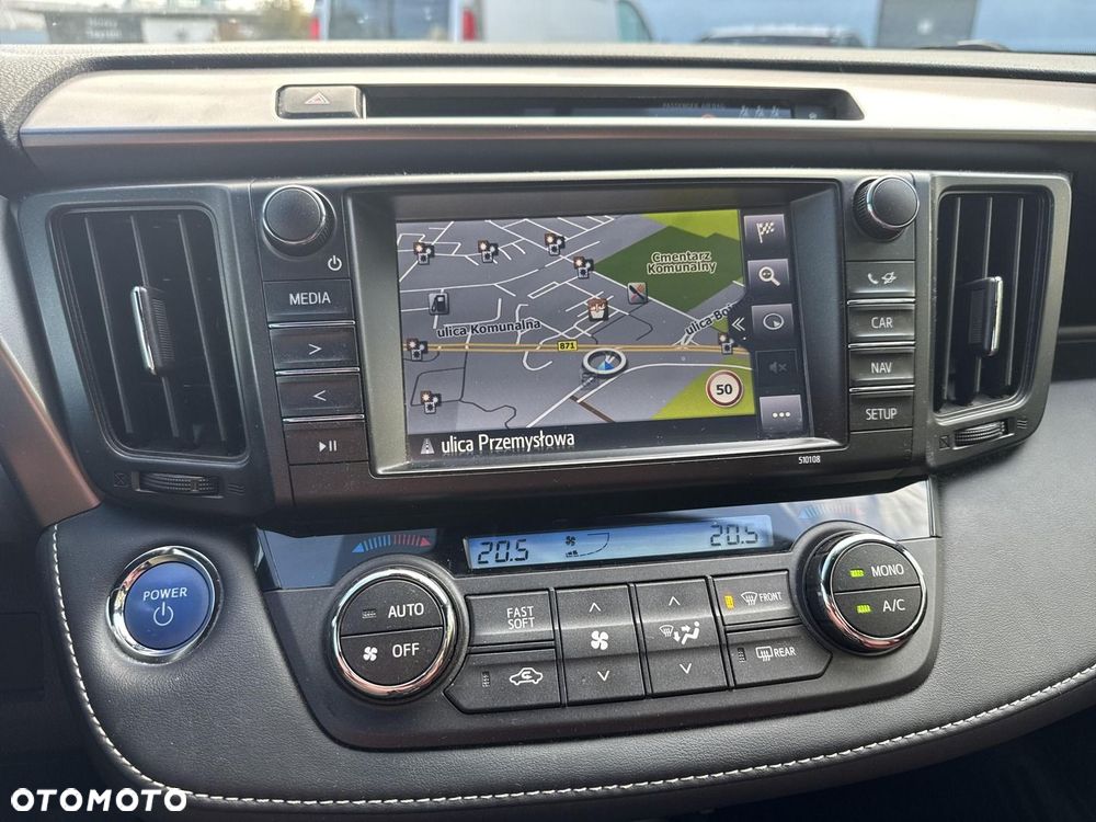 Toyota RAV4 - 18