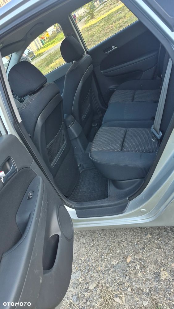 Hyundai i30 1.6 CRDi Comfort - 10