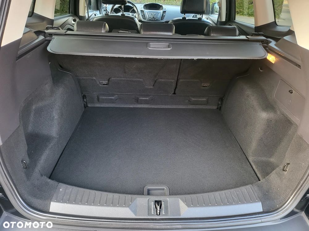 Ford Kuga 2.0 TDCi 4x4 Individual - 23