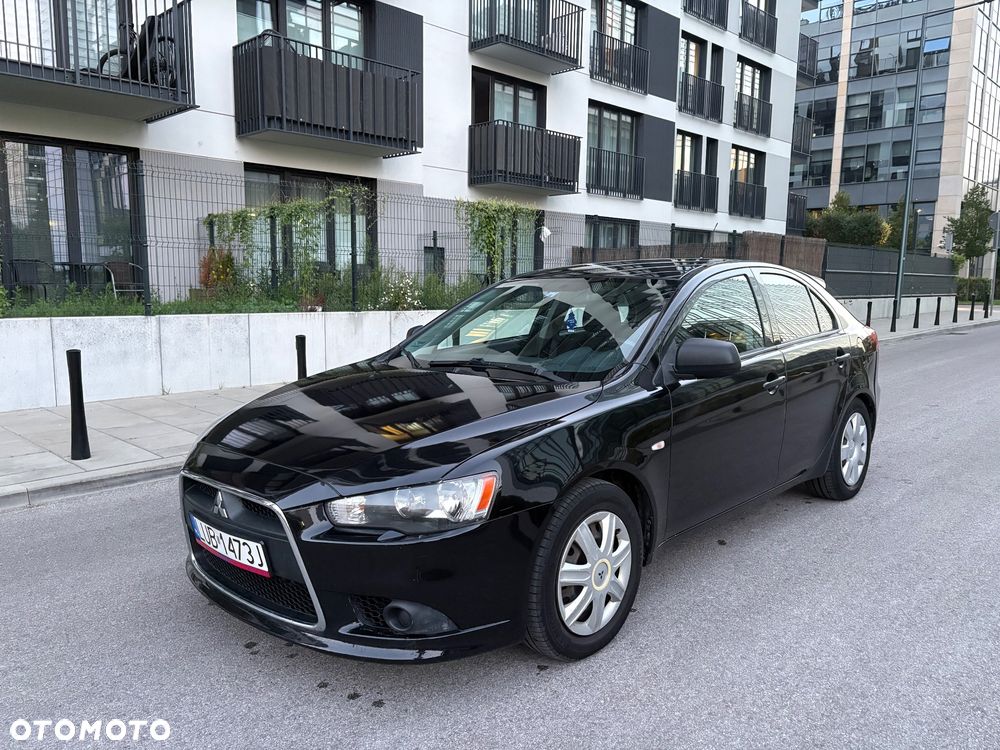Mitsubishi Lancer 1.6 Inform - 2