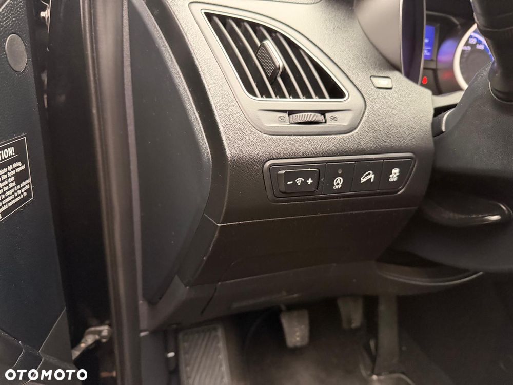 Hyundai ix35 1.7 CRDi Premium 2WD - 13