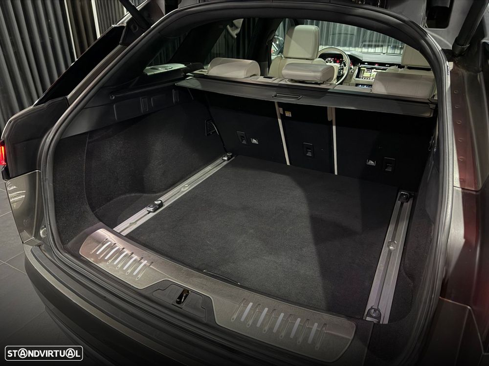 Land Rover Range Rover Velar 3.0 D R-Dynamic HSE - 51