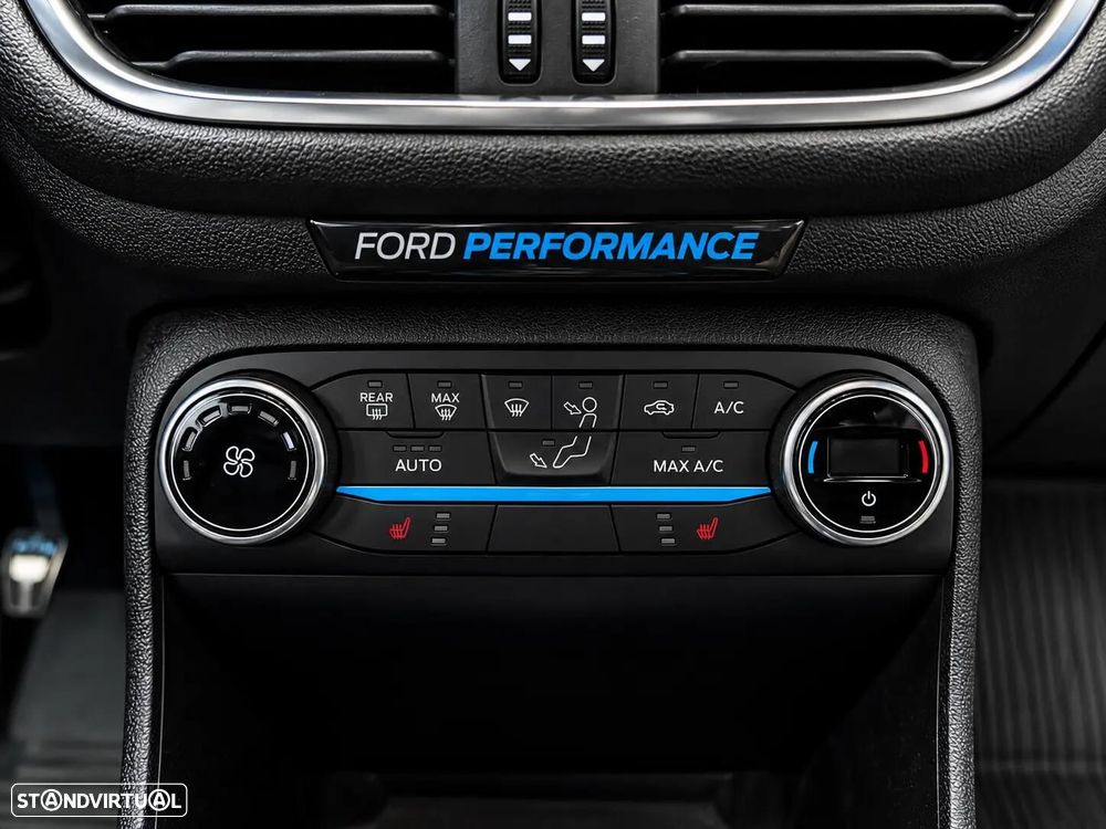 Ford Fiesta 1.5 EcoBoost ST - 32