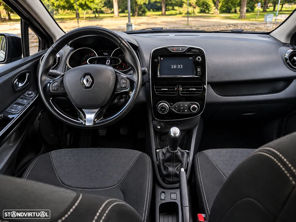 Renault Clio - 12