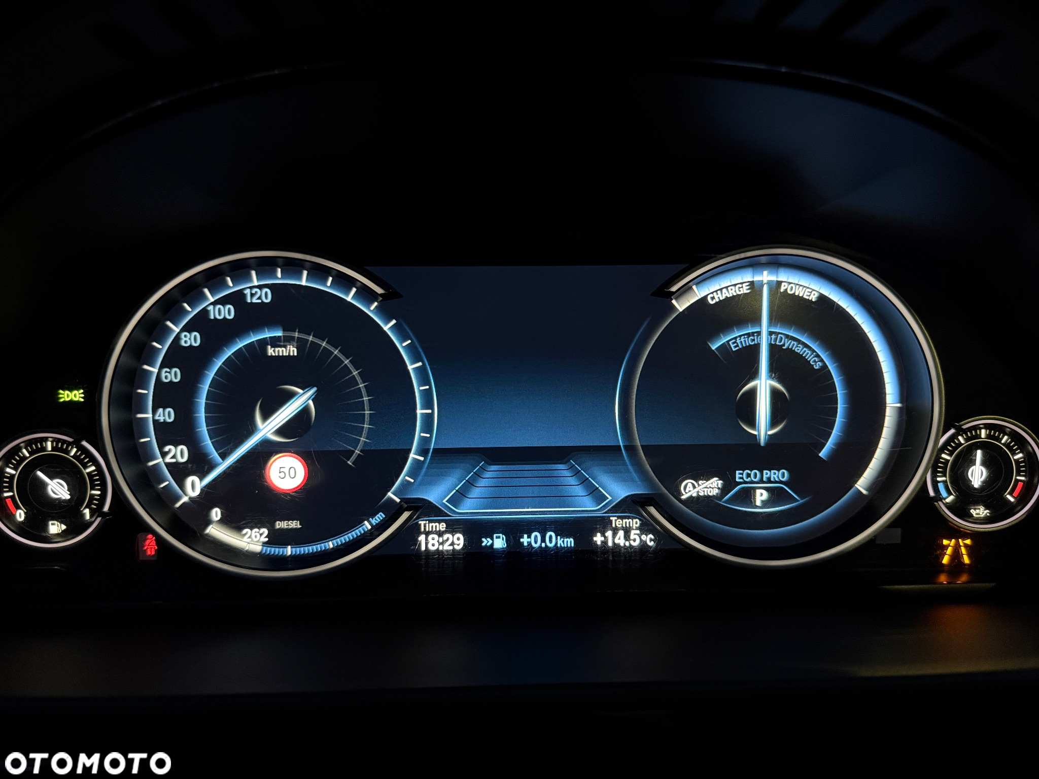 BMW Seria 5 520d Touring Luxury Line - 25