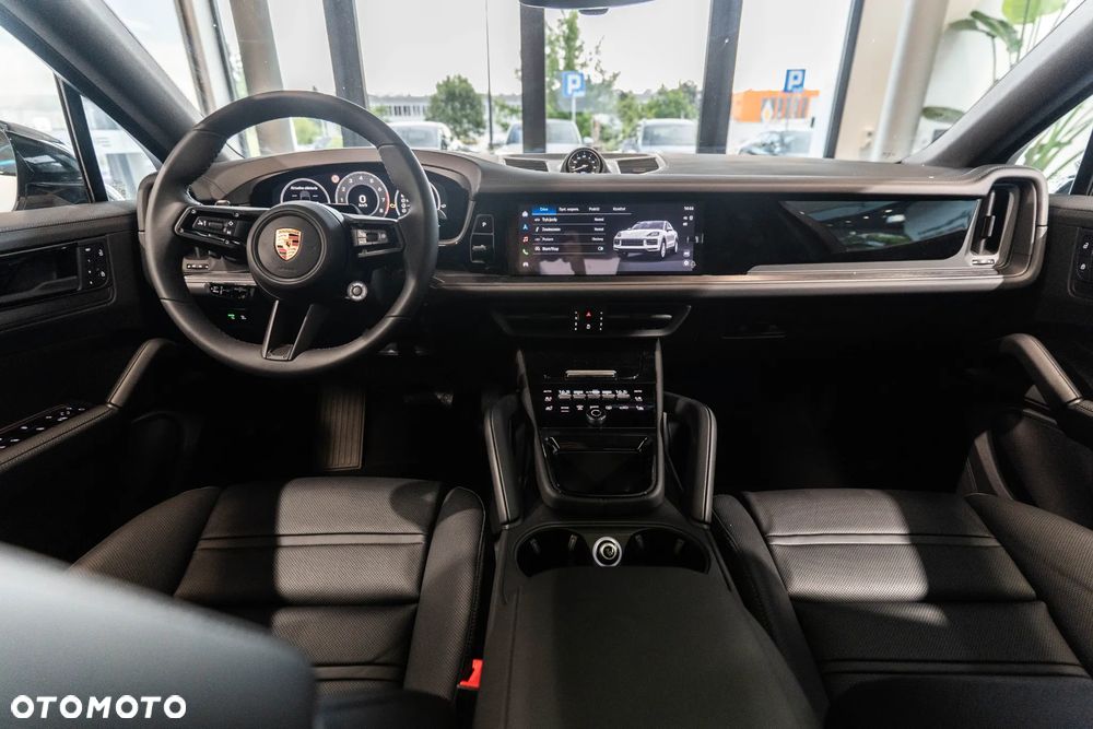 Porsche Cayenne Black Edition - 11