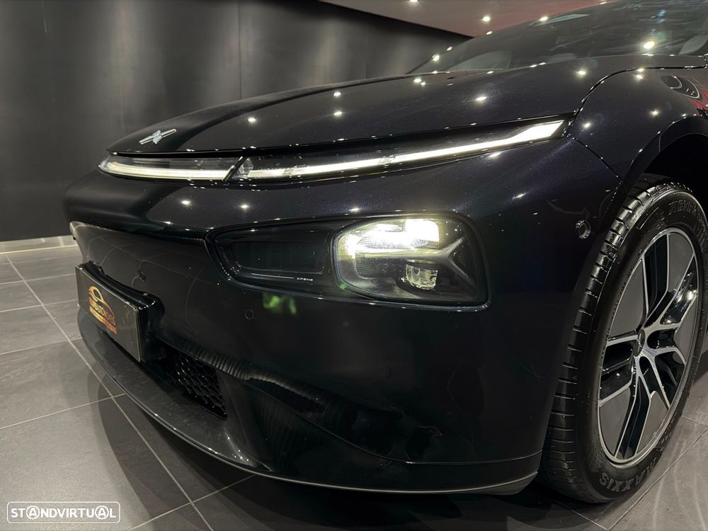 Xpeng P7i 86.2 kWh Long Range - 11