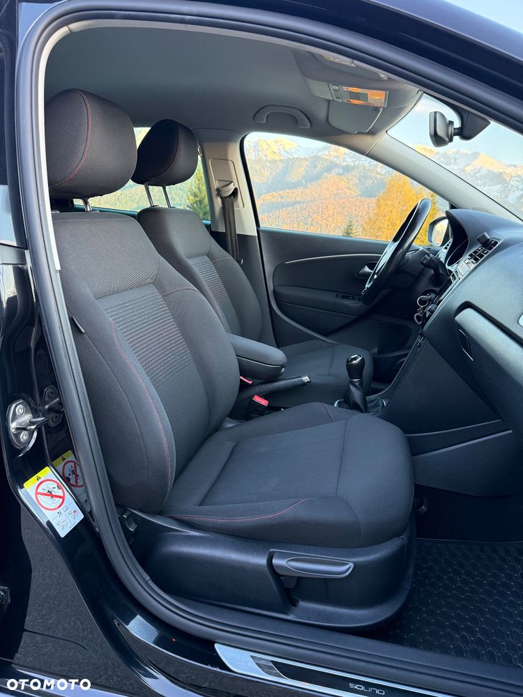 Volkswagen Polo 1.4 TDI (Blue Motion Technology) SOUND - 14